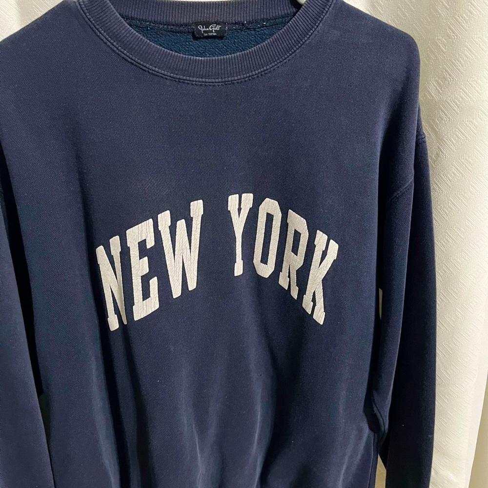 Brandy Melville crewneck
